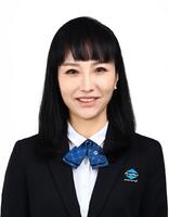 LISA ZHANG