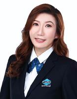 Hazel Lau 劉施伶