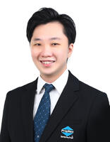 Clifton Lee