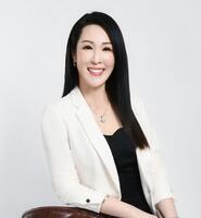 Christina Lee