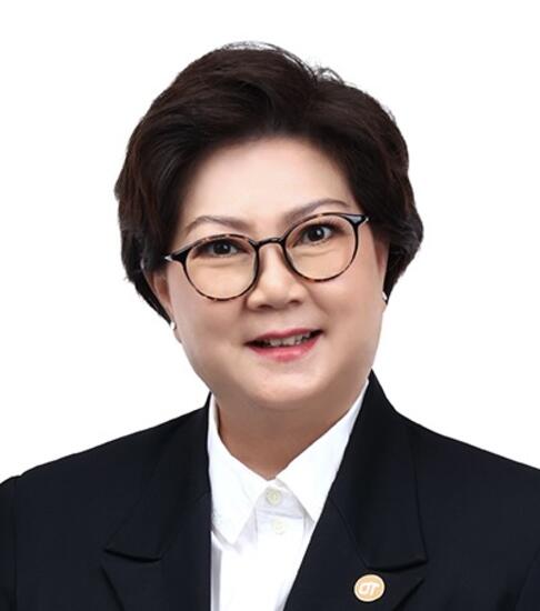 Justine Heng