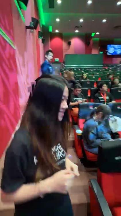 Bee 林美玲