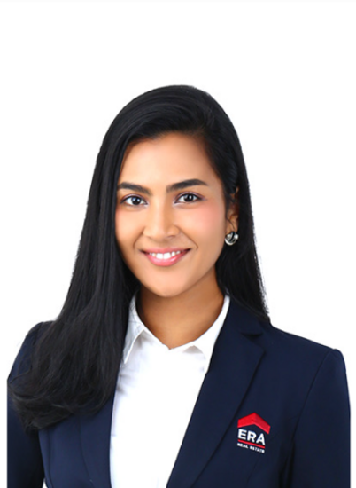 Nat Devajothi (娜雯)