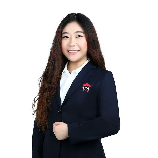 Pamela Chin