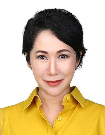 Elna Tan