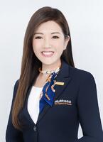 Stephy Tan