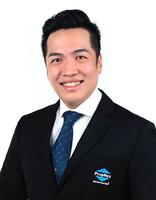 Adrian Lee 李俊汶