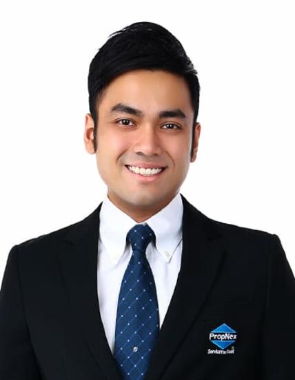 Daniel Ang