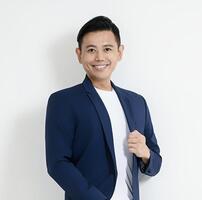 Javien Lee 李峙樑