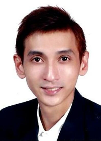 Ezra Tan