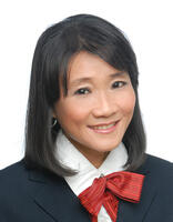 Gloria Lim