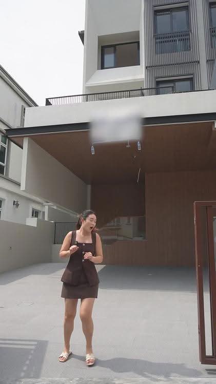 Adrienna Siew