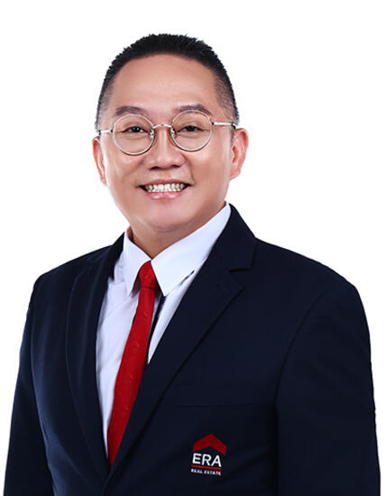 Aaron Chia