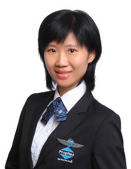 Sue Low 刘素月