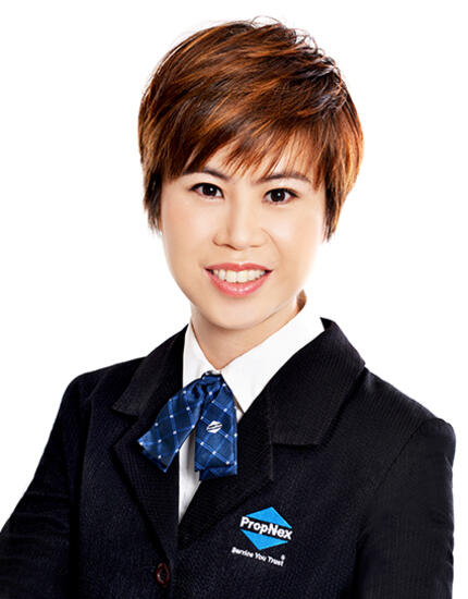 Elaine Tan