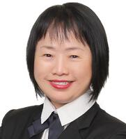 Josephine Tan