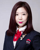 Iris Ng