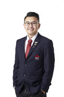 Nic Tan