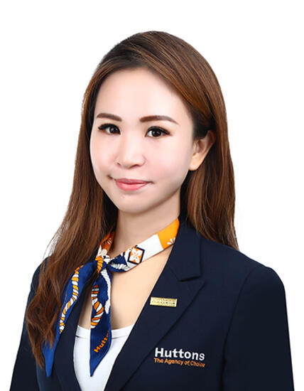 Chang Elvira 張雅嵐