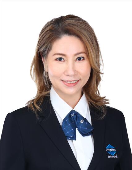 Evelyn Loh