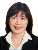 Selena Tan