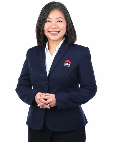 Josephine  Tan