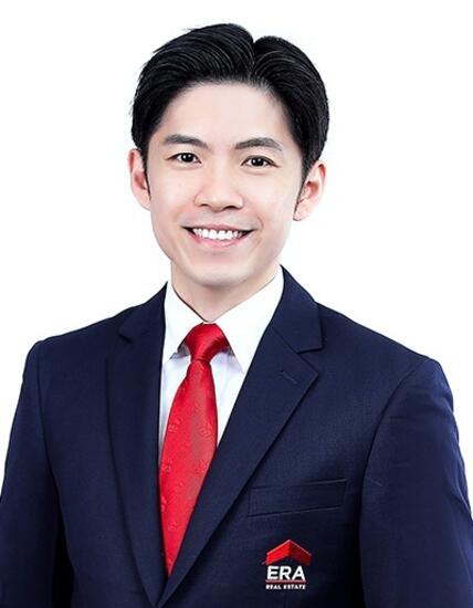 Nicholas Pang 冯俊豪 