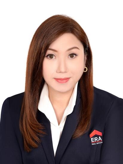 Winni Ng 黄煒倪