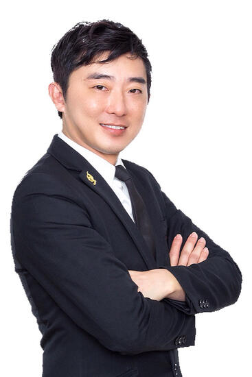 Ray Ng