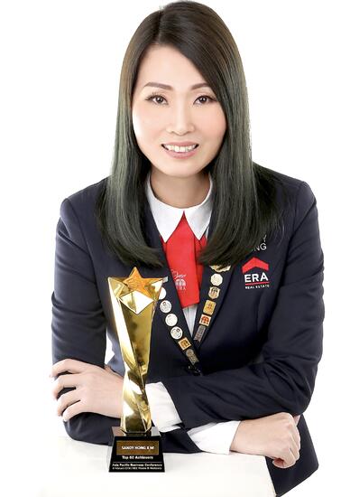 Sandy Hong