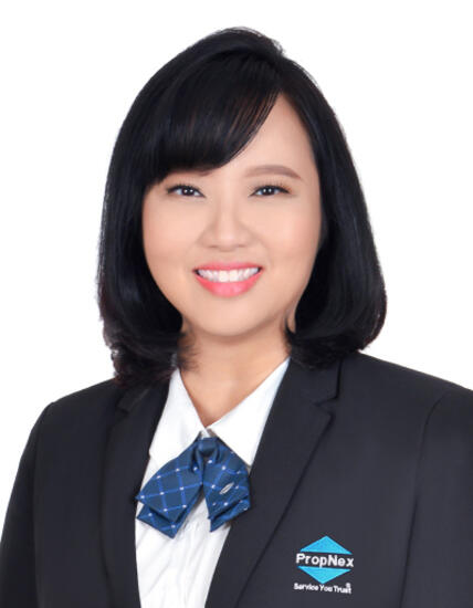 Stacy Tan