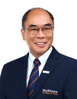 Janssen Ho