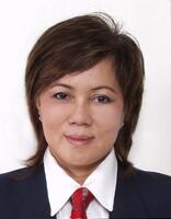 Julia Leow