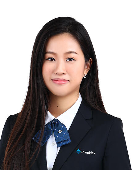 Felicia Ang