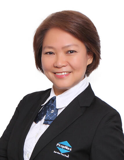 Yvonne Lee