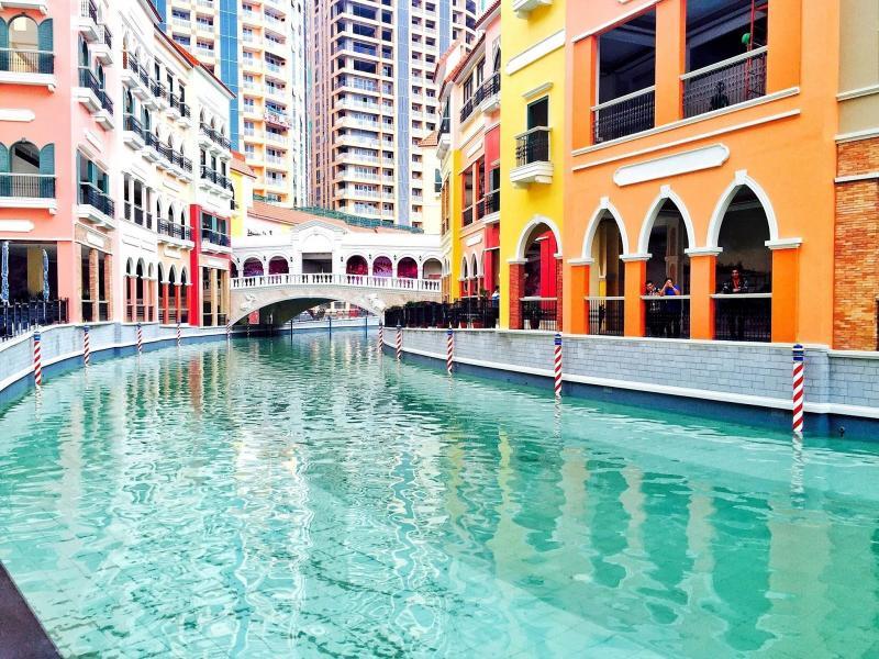 Live near the Venice Canal in Philippines (Ready for move in) in ...