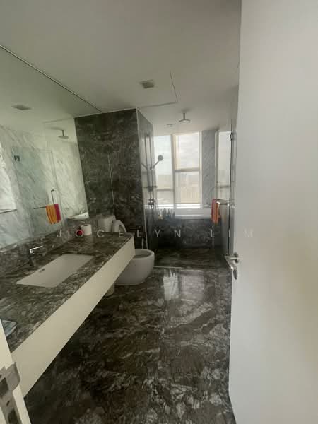 Sky @ Eleven, 11 Thomson Lane, 4 Bedrooms, 2,271 sqft, Condominium For Rent, by Jocelyn Lim, 10067766 - PropertyGuru.com.sg