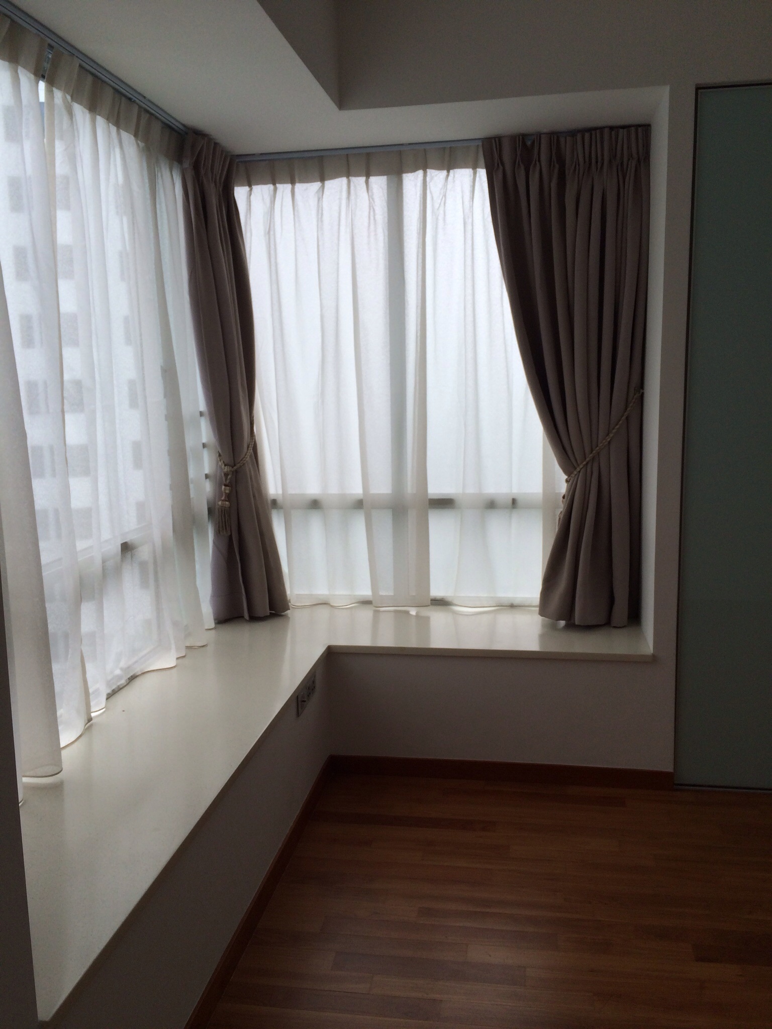 Cairnhill Residences, 31 Cairnhill Circle, 2 Bedrooms, 904 sqft, Apartment For Rent, by Olivia Chuang, 10168505 - PropertyGuru.com.sg