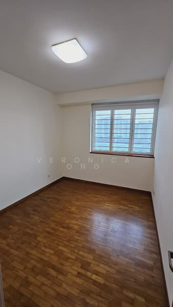 The Dew, 32 Bukit Batok Street 21, 3 Bedrooms, 1,205 sqft, Executive Condominium For Rent, by Veronica Ong, 10329963 - PropertyGuru.com.sg