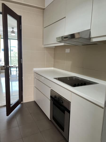 West Bay Condo, 52 West Coast Crescent, 2 Bedrooms, 947 sqft, Condominium For Rent, by Sharon Liu, 10349275 - PropertyGuru.com.sg