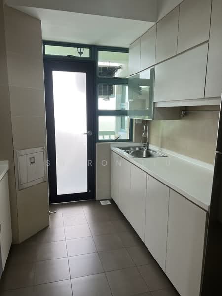 West Bay Condo, 52 West Coast Crescent, 2 Bedrooms, 947 sqft, Condominium For Rent, by Sharon Liu, 10349275 - PropertyGuru.com.sg