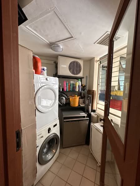 Valley Park, 473 River Valley Road, 2 Bedrooms, 1,216 sqft, Condominium For Rent, by Kylene Foo, 10353036 - PropertyGuru.com.sg