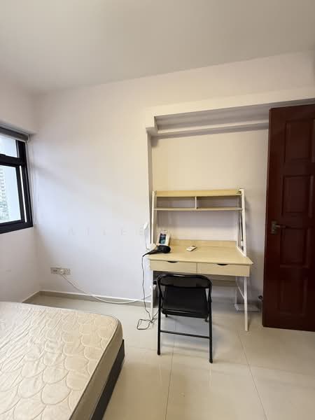 Toa Payoh 152 1 bedroom at four room stay with Male Landlord n, Toa Payoh Central, 1 Bedroom, 140 sqft, HDB Flat For Rent, by Aileen Yeo, 10488844 - PropertyGuru.com.sg