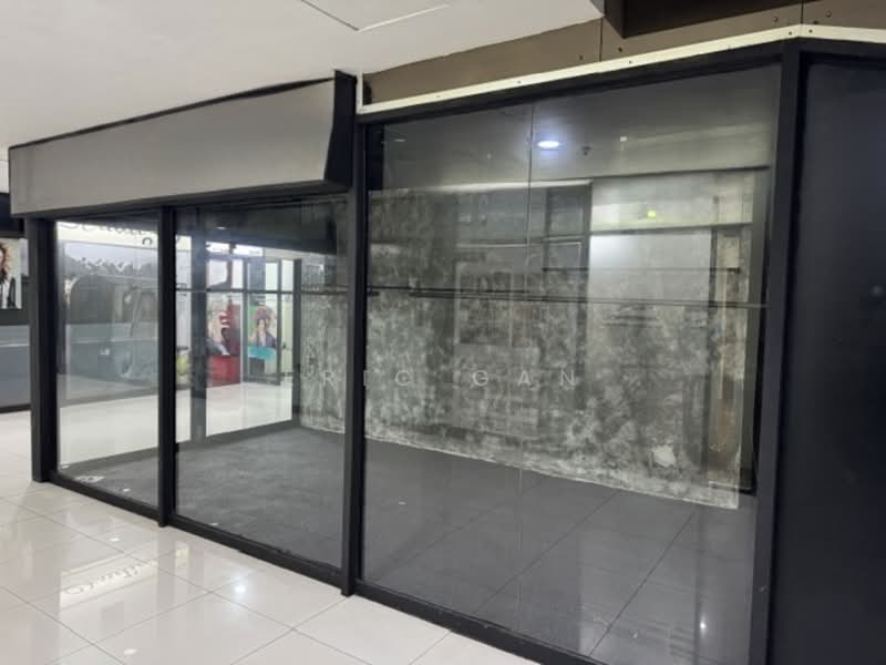 Orchard Plaza, 150 Orchard Road, 280 sqft, Mall Shop For Rent, by Eric Gan, 10521676 - 377 sqft, 3rd floor Unit - CommercialGuru.com.sg