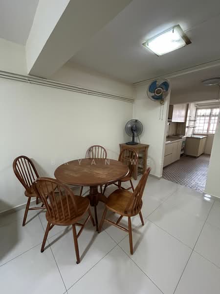 4 Holland Close, 4 Holland Close, 2 Bedrooms, 785 sqft, HDB Flat For Rent, by Bryan Wee, 10583806 - PropertyGuru.com.sg