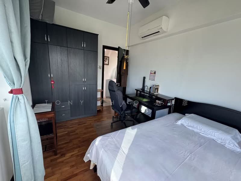 Eastwood Centre, 20 Eastwood Road, Room Rental, 161 sqft, Apartment For Rent, by Tony Zhao 赵科彦, 10669769 - PropertyGuru.com.sg