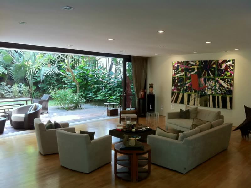 Rare corner GCB in Raffles Park!, Oriole Crescent, 6 Bedrooms, 8,000 sqft, Good Class Bungalow For Sale, by George Lee, 10694770 - PropertyGuru.com.sg