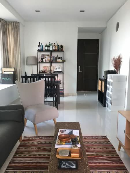 For Rent - Suites @ Surrey