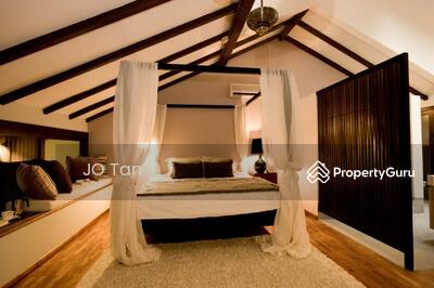 For Rent - RARE CONSERVATION SHOPHOUSE LOFT WITH PATIO @ PAYA LEBAR MRT - Lotsa Character!!