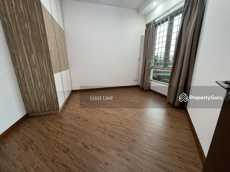 For Rent - Maple Woods